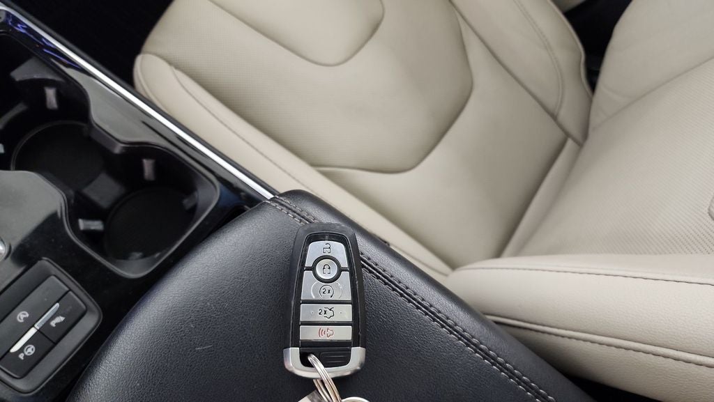 2019 Ford Edge Titanium