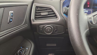 2015 Ford Edge SE