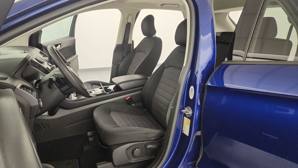 2015 Ford Edge SE