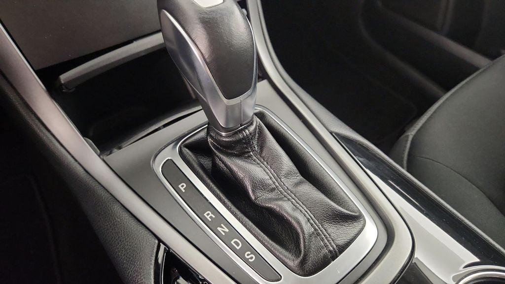 2015 Ford Edge SE