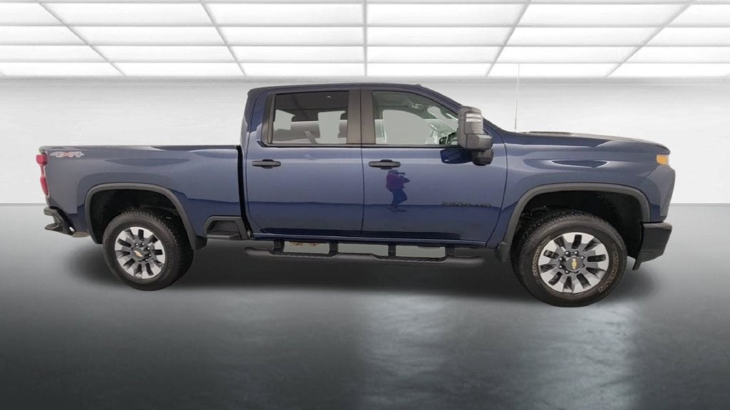 2022 Chevrolet Silverado 2500HD Custom