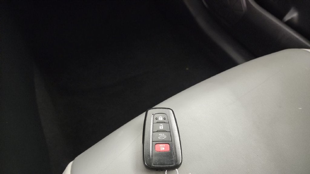2021 Toyota RAV4 Hybrid XLE Premium