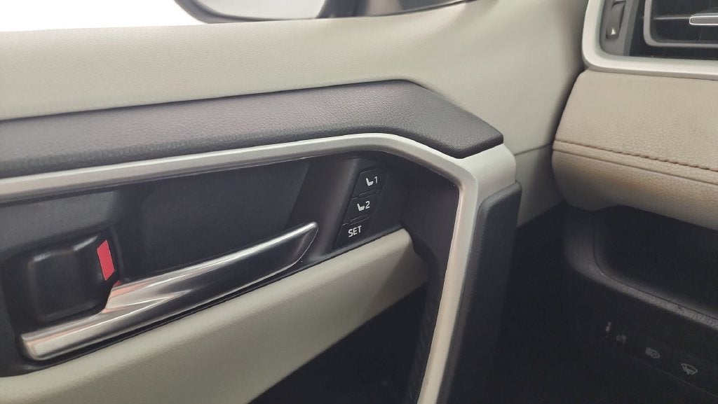 2021 Toyota RAV4 Hybrid XLE Premium