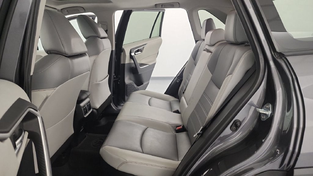 2021 Toyota RAV4 Hybrid XLE Premium