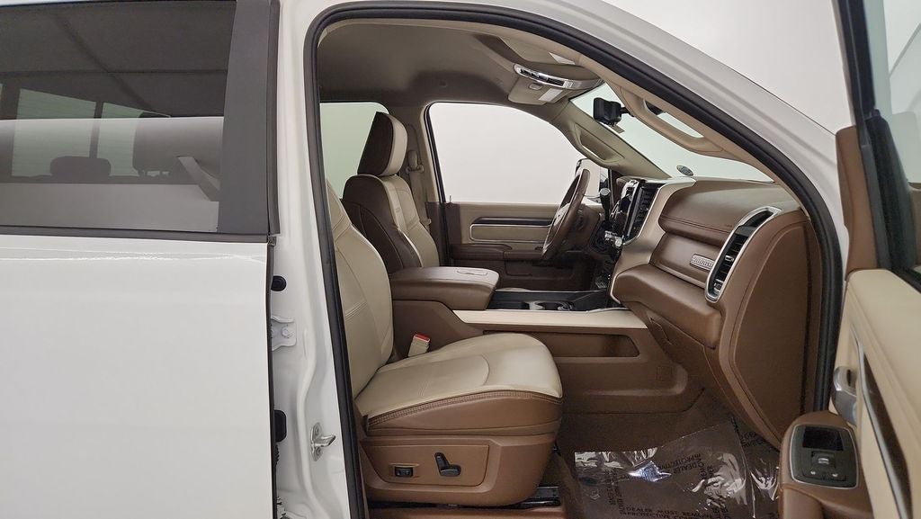 2022 RAM 3500 Laramie