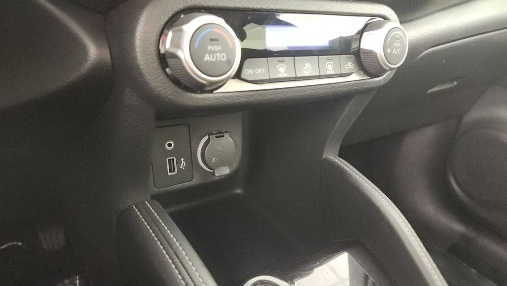 2019 Nissan Kicks SV