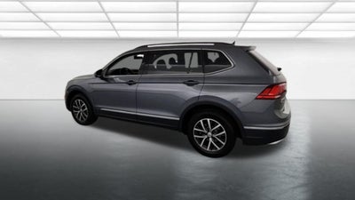 2018 Volkswagen Tiguan 2.0T SEL 4Motion