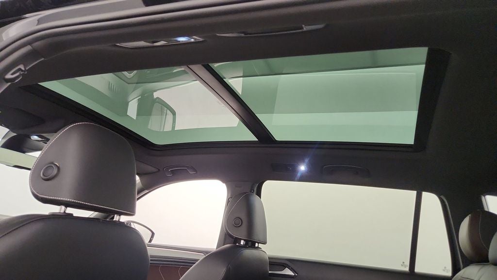 2022 Volkswagen Tiguan 2.0T SEL R-Line