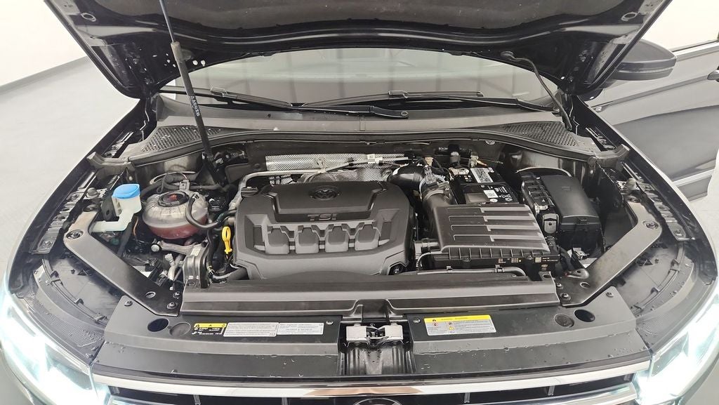 2022 Volkswagen Tiguan 2.0T SEL R-Line