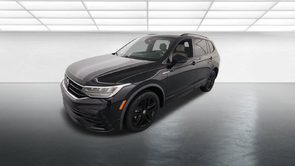 2022 Volkswagen Tiguan 2.0T SE R-Line Black