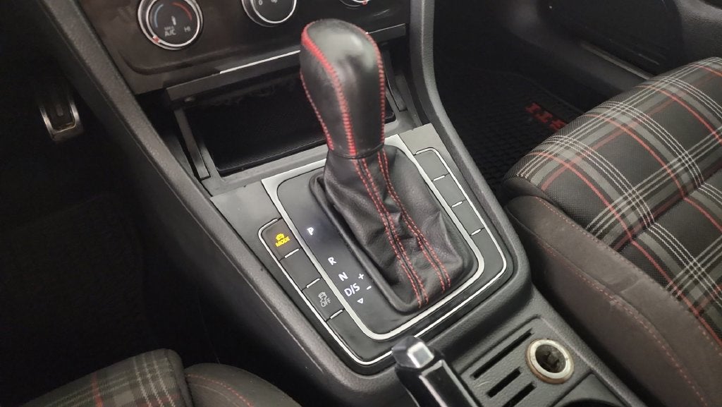 2015 Volkswagen Golf GTI 2.0T S