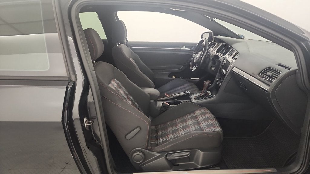 2015 Volkswagen Golf GTI 2.0T S