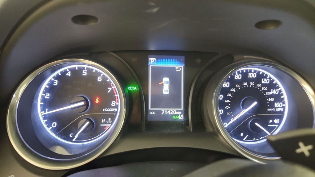 2020 Toyota Camry SE