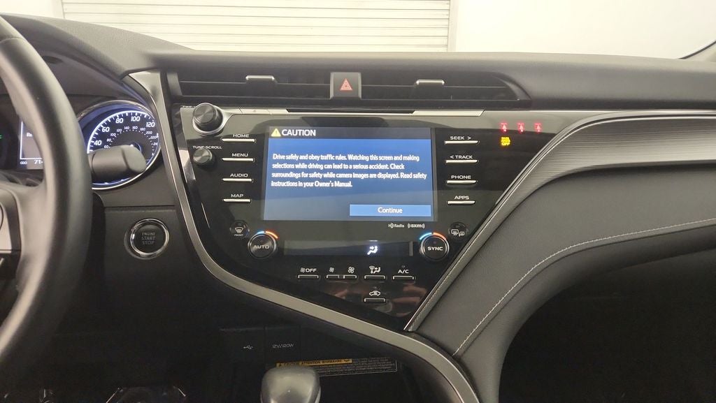 2020 Toyota Camry SE