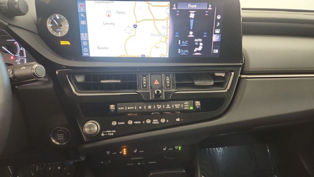 2022 Lexus ES 250