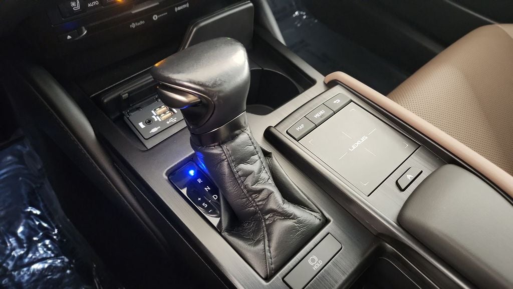 2022 Lexus ES 250