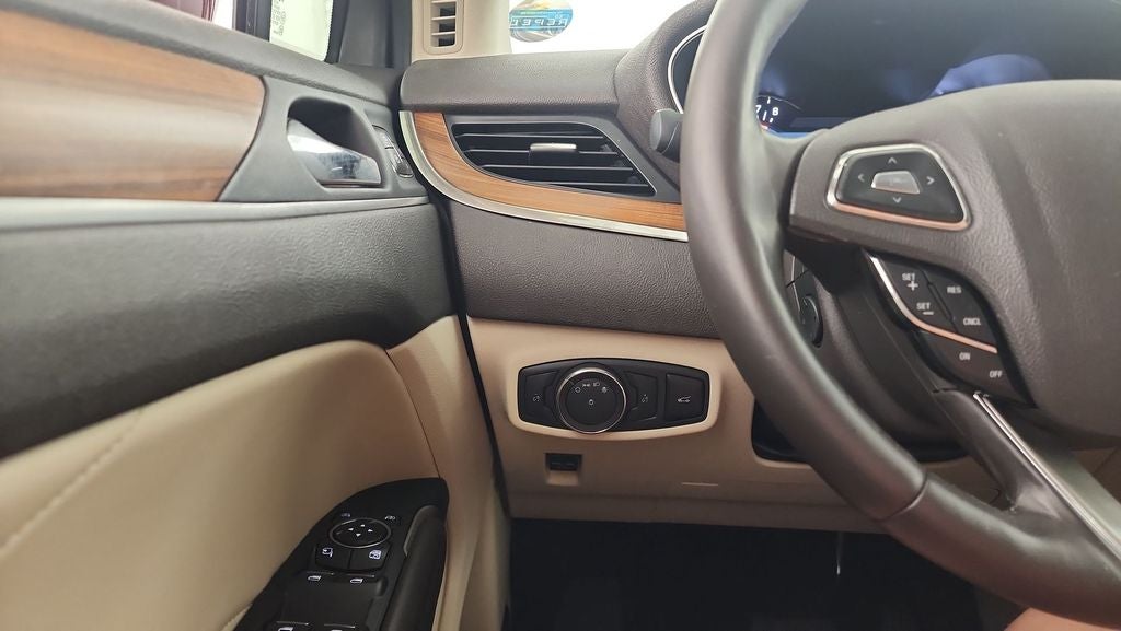 2019 Lincoln MKC Select