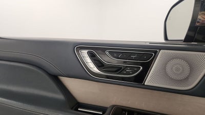 2018 Lincoln Navigator Black Label