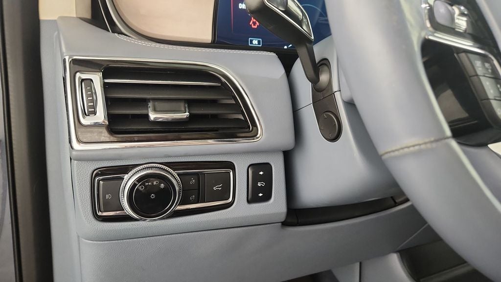 2018 Lincoln Navigator Black Label