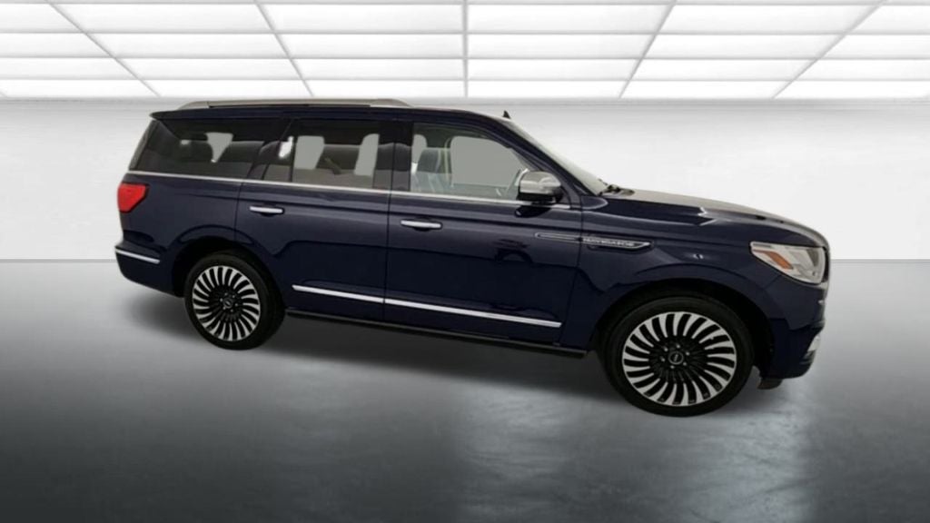 2018 Lincoln Navigator Black Label
