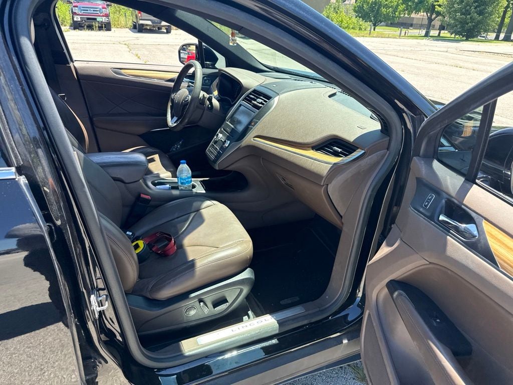 2015 Lincoln MKC Base