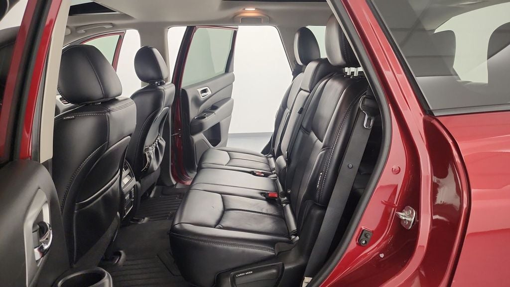 2019 Nissan Pathfinder SL
