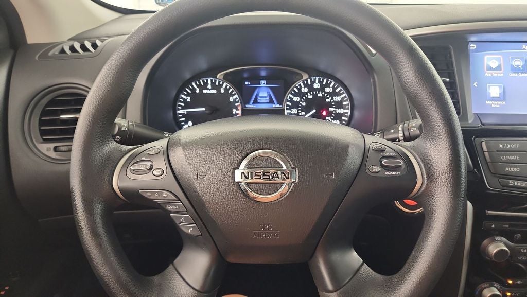 2017 Nissan Pathfinder S