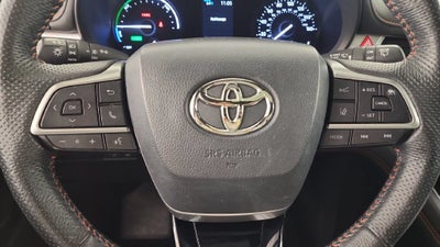 2021 Toyota Sienna XSE 7 Passenger