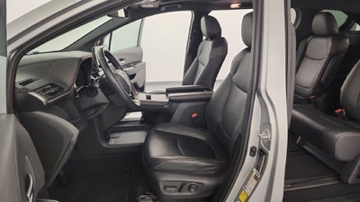 2021 Toyota Sienna XSE 7 Passenger