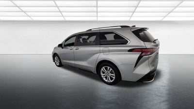 2021 Toyota Sienna XSE 7 Passenger