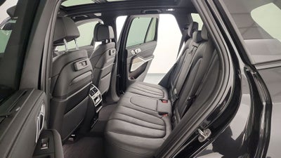 2022 BMW X5 M50i
