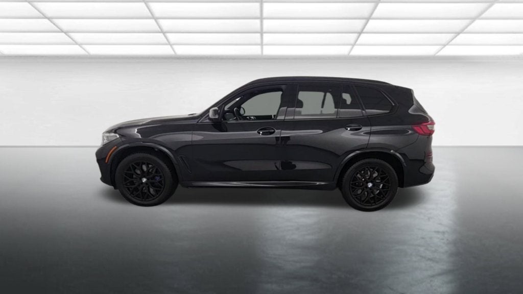 2022 BMW X5 M50i