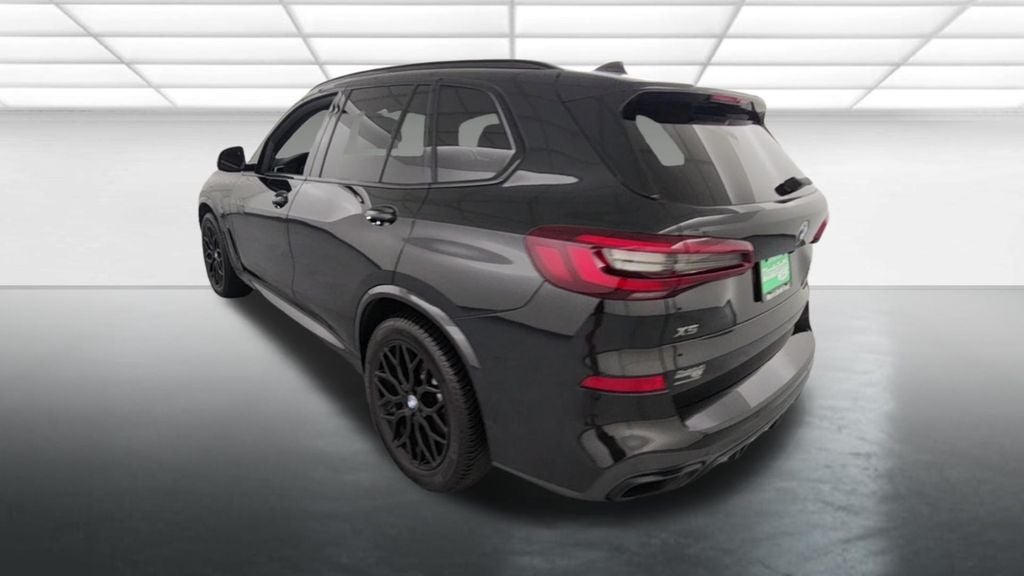 2022 BMW X5 M50i