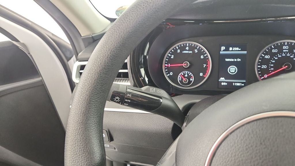 2023 Kia K5 LXS