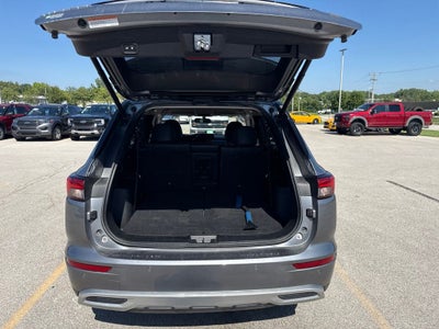 2023 Mitsubishi Outlander SE Special Edition