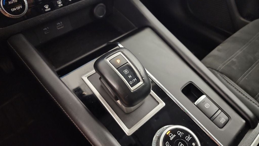 2023 Mitsubishi Outlander SE Special Edition