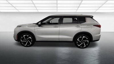 2024 Mitsubishi Outlander PHEV SE