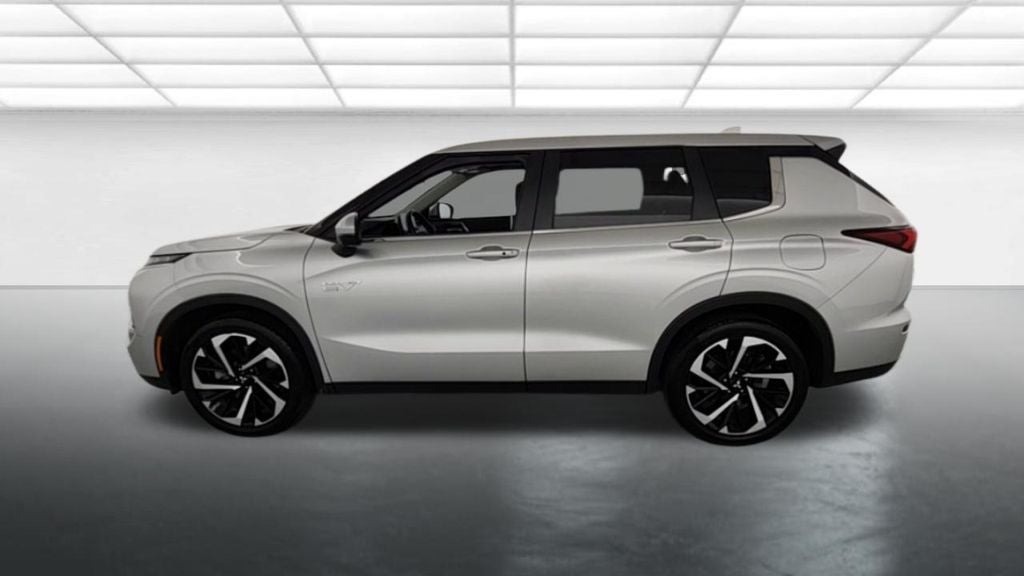 2024 Mitsubishi Outlander PHEV SE