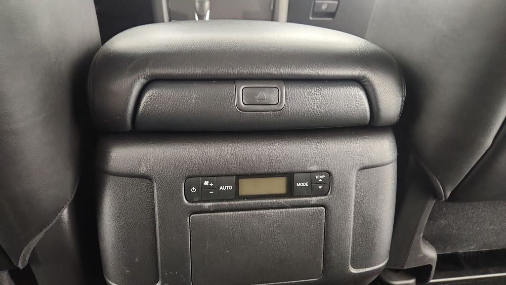 2023 Nissan Armada SV