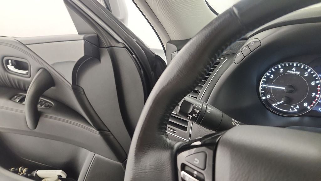 2023 Nissan Armada SV