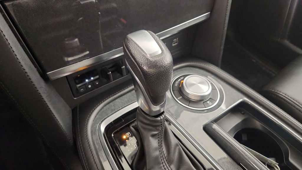 2023 Nissan Armada SV