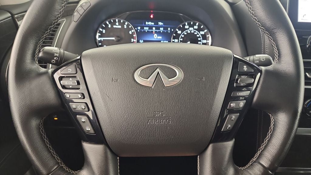 2024 INFINITI QX80 LUXE