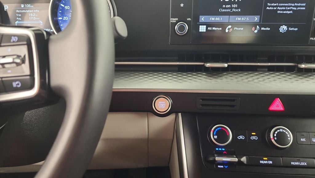 2024 Kia Carnival LX