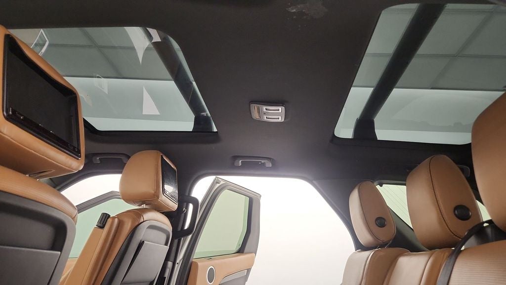 2017 Land Rover Discovery HSE Luxury