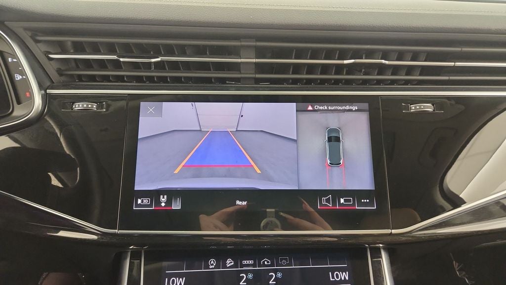 2023 Audi Q7 45 Premium Plus quattro