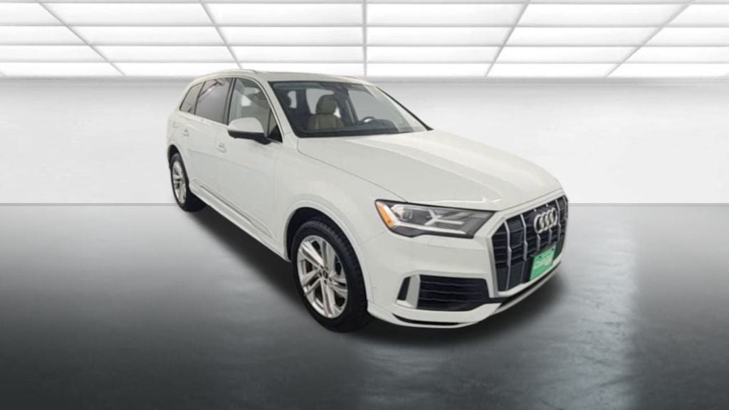 2023 Audi Q7 45 Premium Plus quattro