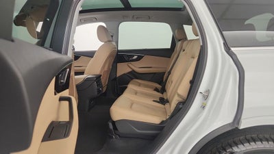 2023 Audi Q7 45 Premium Plus quattro