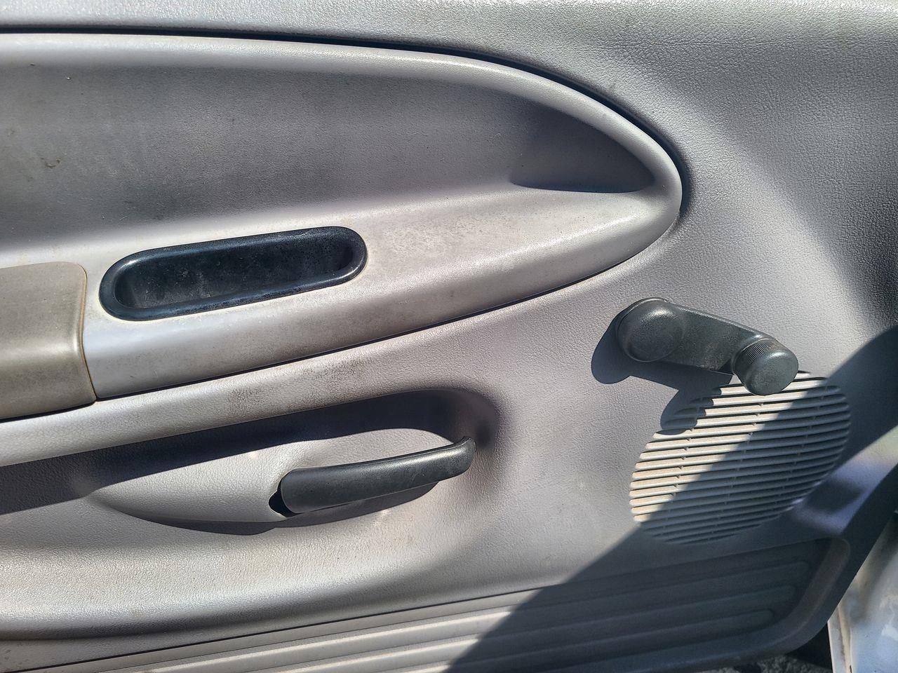 2001 Dodge RAM 2500 Base