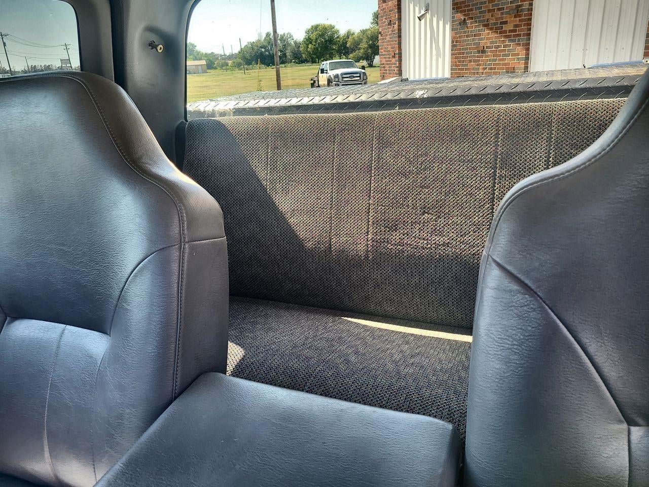 2001 Dodge RAM 2500 Base