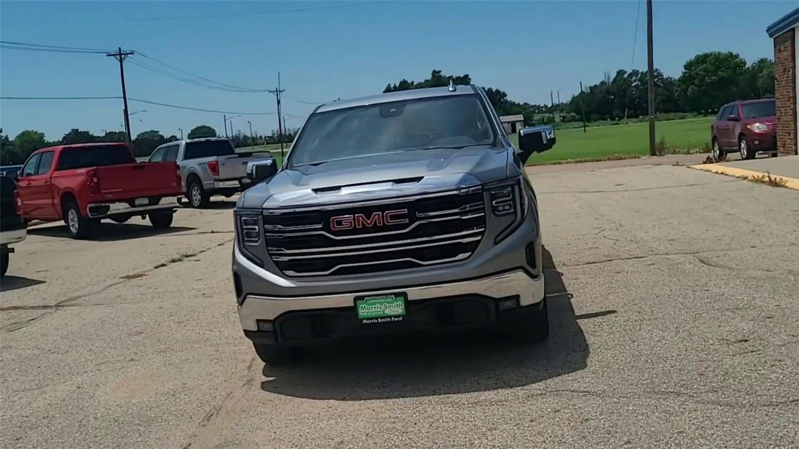 2025 GMC Sierra 1500 SLT